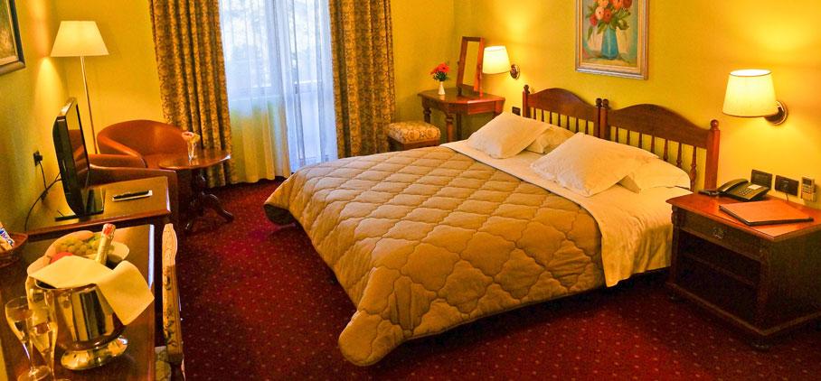 Grand Hotel & Spa Tirana Kültér fotó