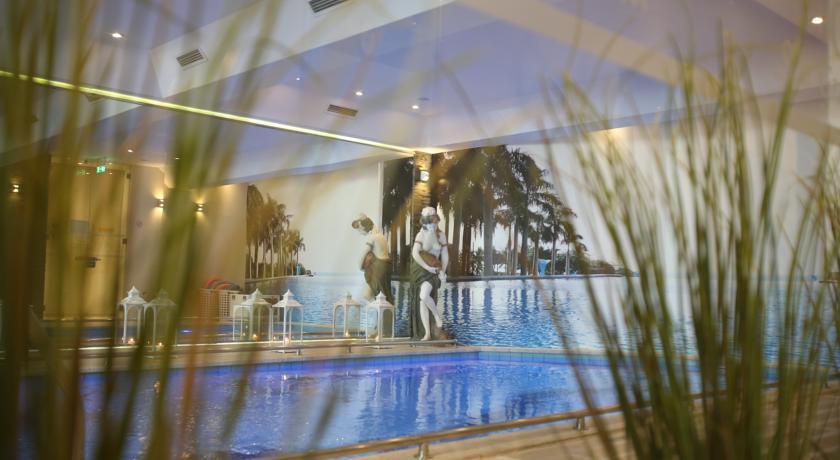 Grand Hotel & Spa Tirana Kültér fotó