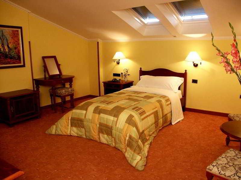 Grand Hotel & Spa Tirana Kültér fotó