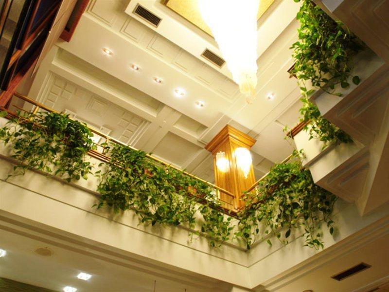 Grand Hotel & Spa Tirana Kültér fotó