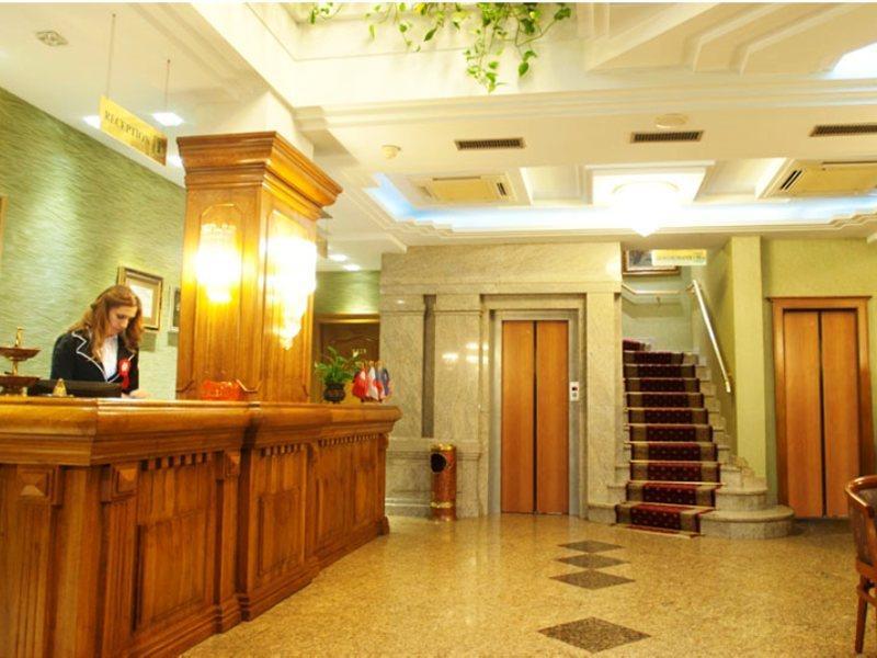 Grand Hotel & Spa Tirana Kültér fotó