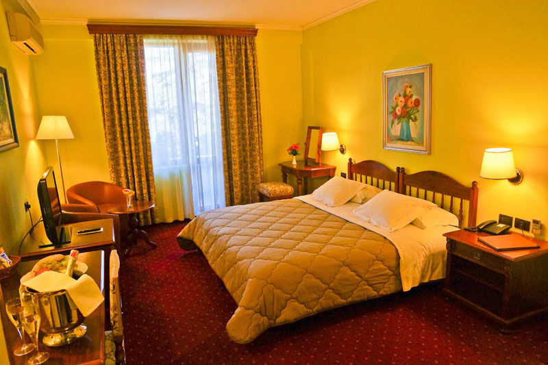 Grand Hotel & Spa Tirana Kültér fotó