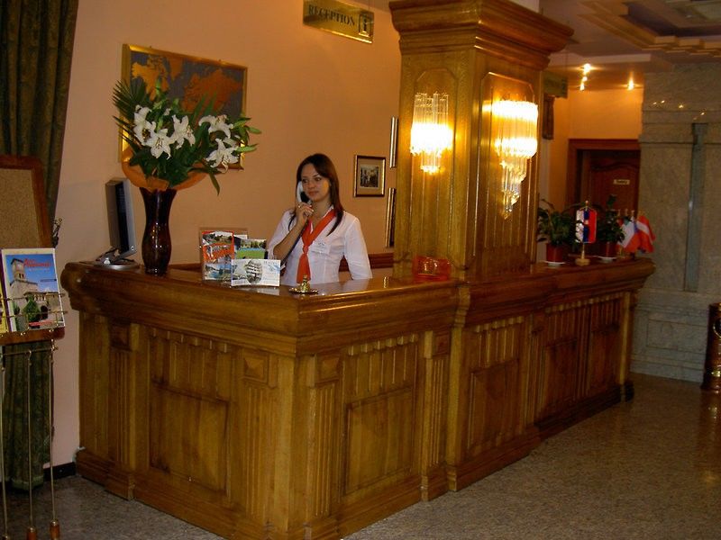 Grand Hotel & Spa Tirana Kültér fotó