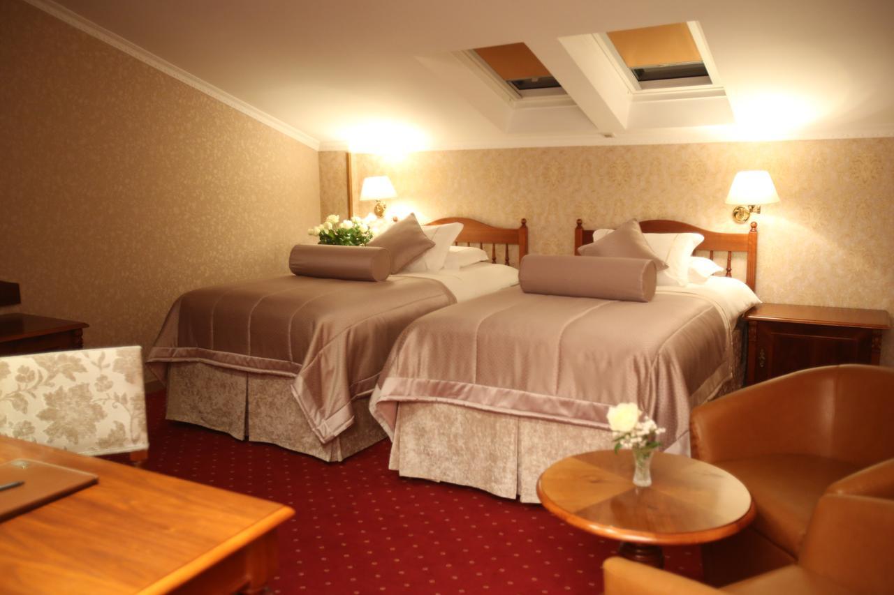 Grand Hotel & Spa Tirana Kültér fotó