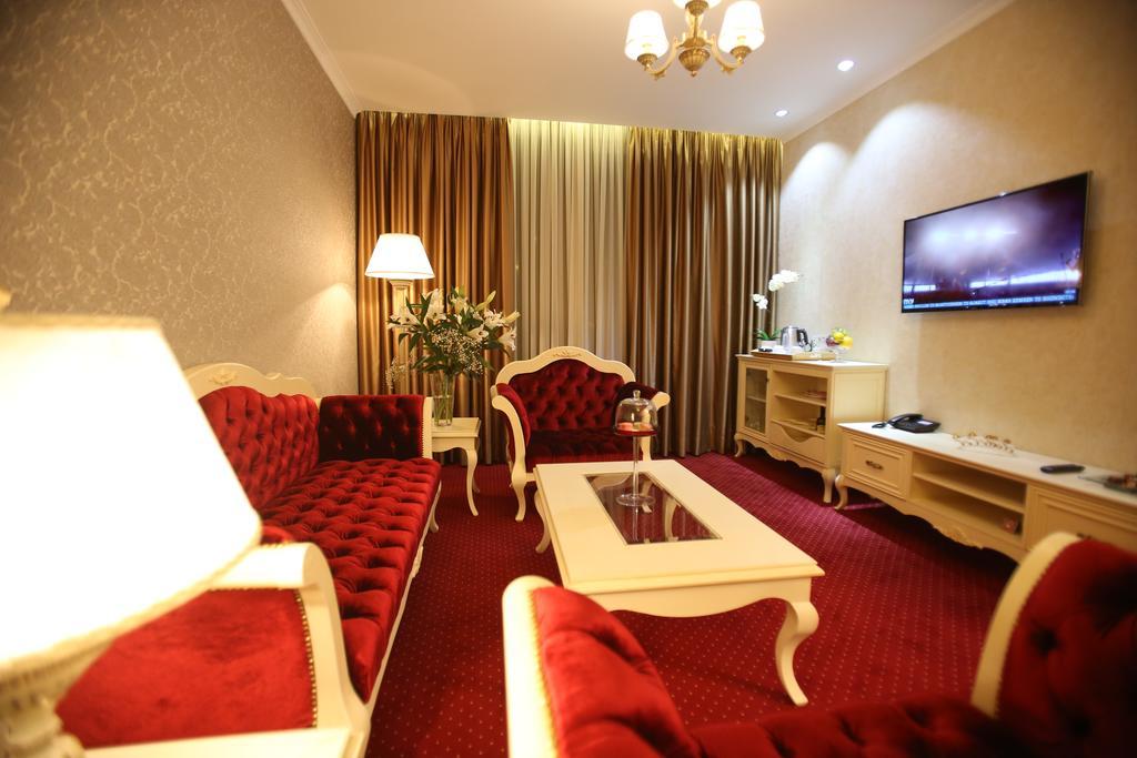 Grand Hotel & Spa Tirana Kültér fotó